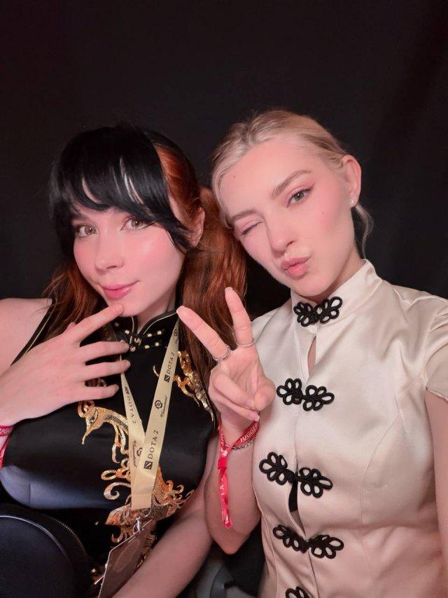 Eva Elfie � Sweetie Fox ������� ������: ������� ������������ ���� ������ ������ (7 ����)
