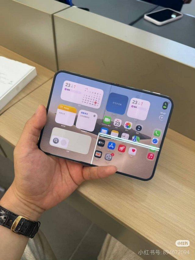 ����� iPhone Duo �������� ��� �� ������ �� �������� (6 ���� + �����)